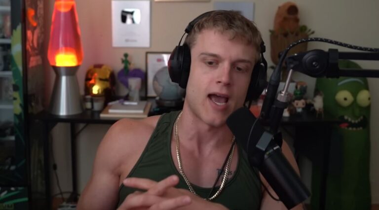 Joe and Brooke Break Up After 4.5 Years — And the Internet Is Grieving Joe And Brooke Break Up
