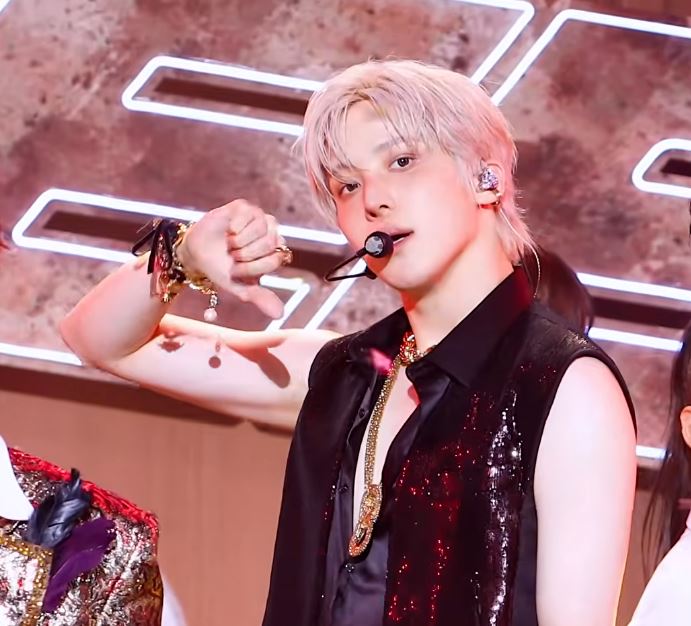 Yunho Ateez Girlfriend